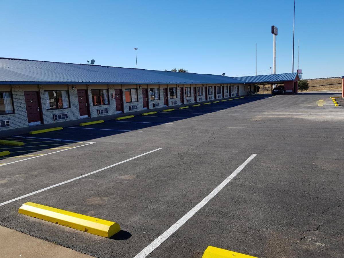 Budget Host Inn Eastland Kültér fotó