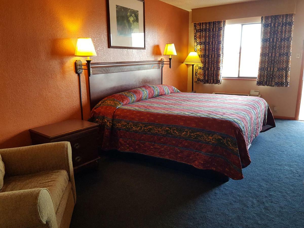 Budget Host Inn Eastland Kültér fotó